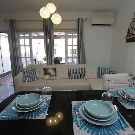 Daire Apartamento Raguila *